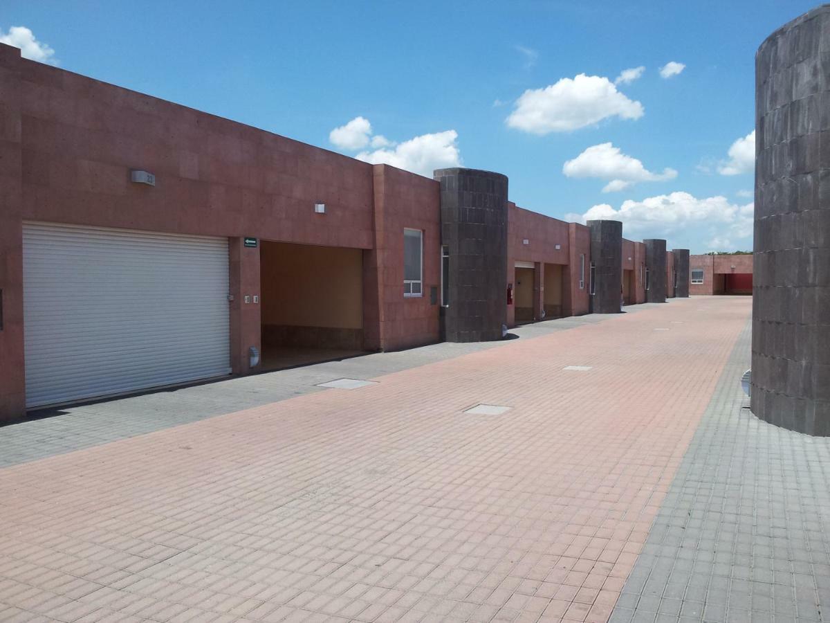 קרטרו Motel Paraiso Suites מראה חיצוני תמונה